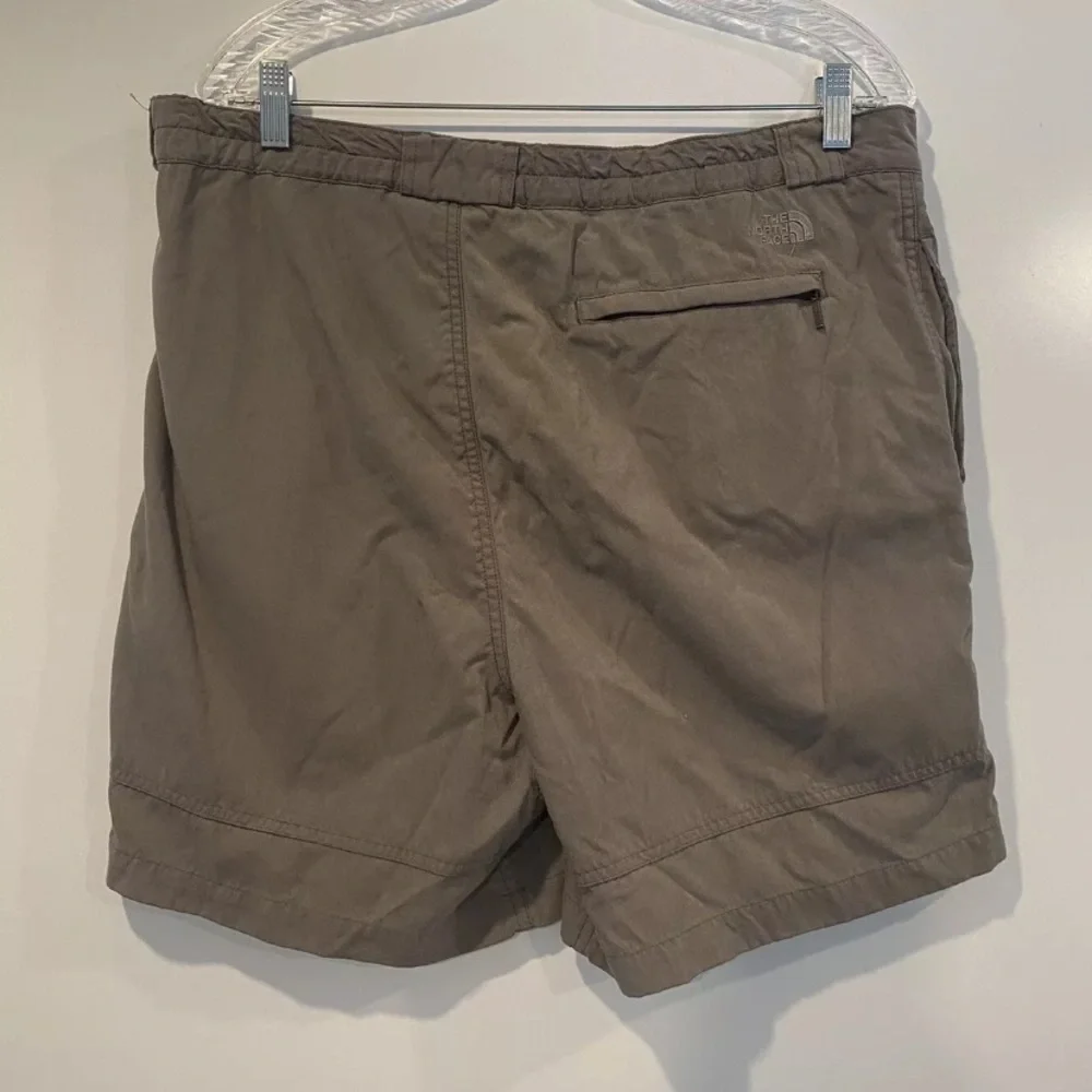 Vintage The North Face‎ Pleated Hiking Shorts Mens Size Large (923)